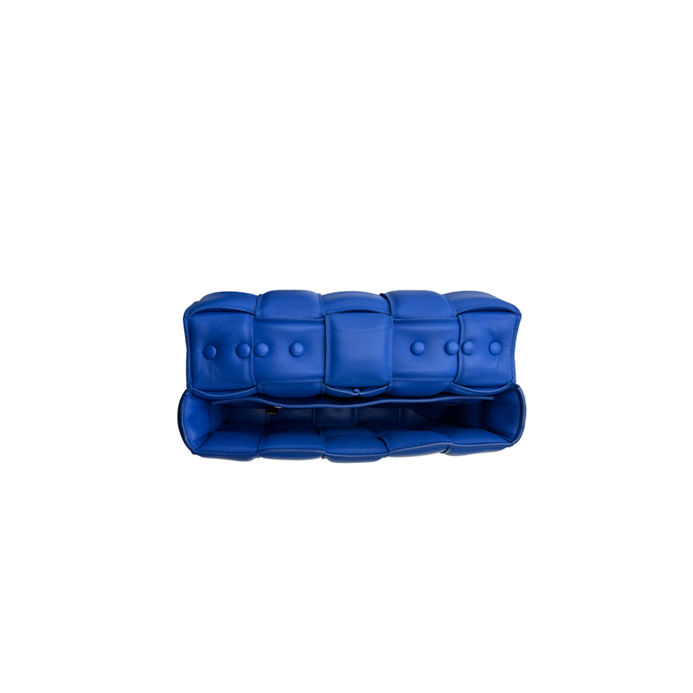 Cadena de casete acolchada de Bottega Veneta - Azul cobalto