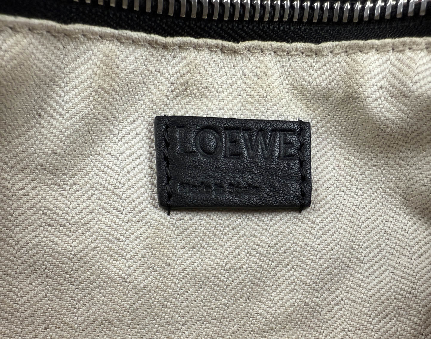 Loewe Small Puzzle - Black